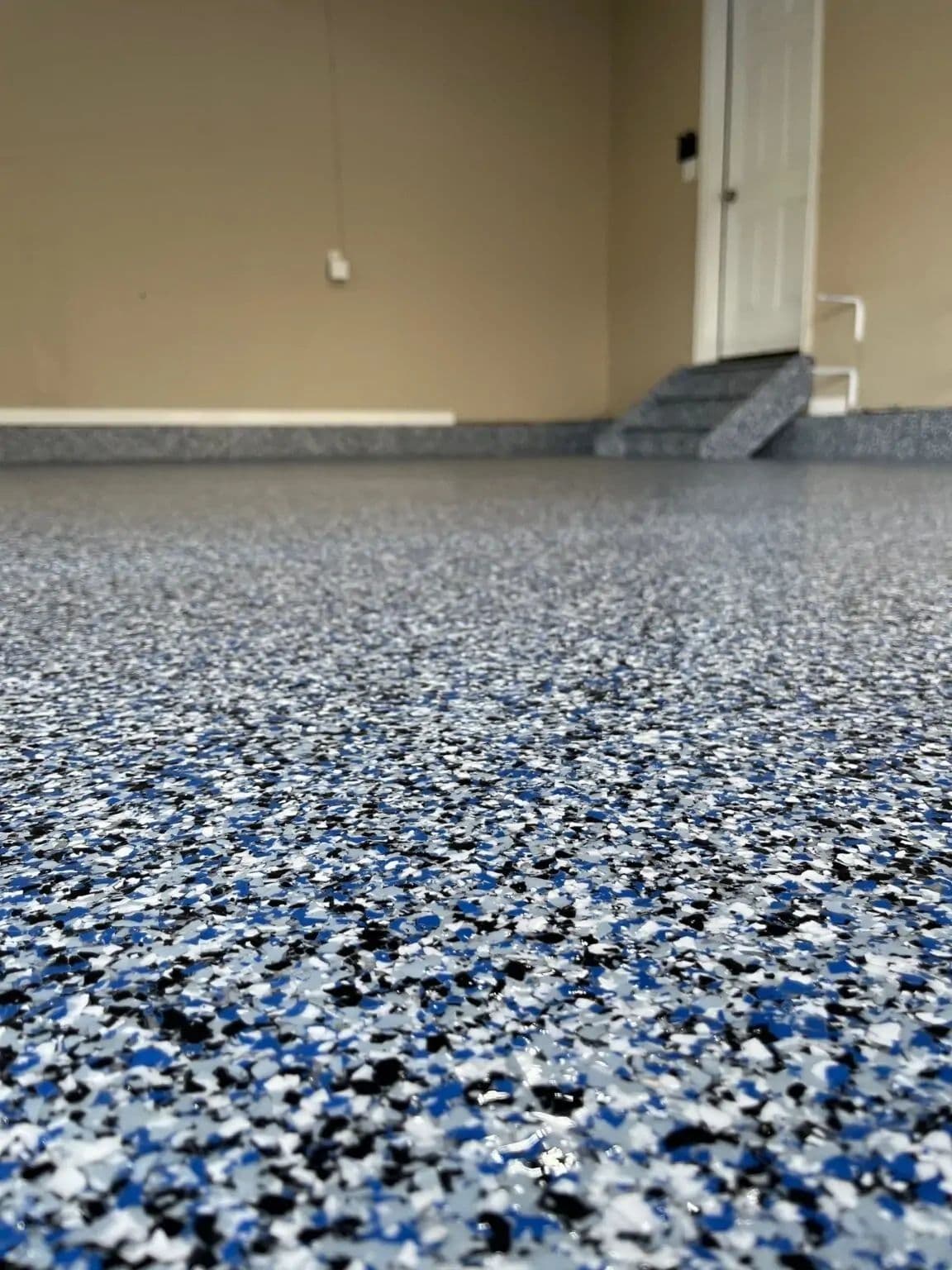 Epoxy & Polyaspartic Flake Systems